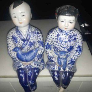 PAIR OF VINTAGE ASIAN SHELF SITTER FIGURINES 10"